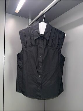 See By Chloé Black Sleeveless Button Down Blouse Pleated Collar XS